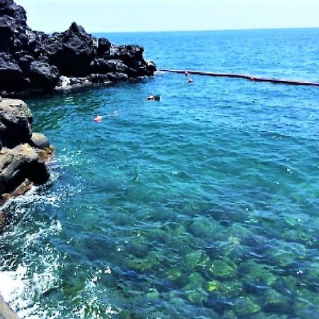 Seafront In The City Hotel คาตาเนีย ภายนอก รูปภาพ