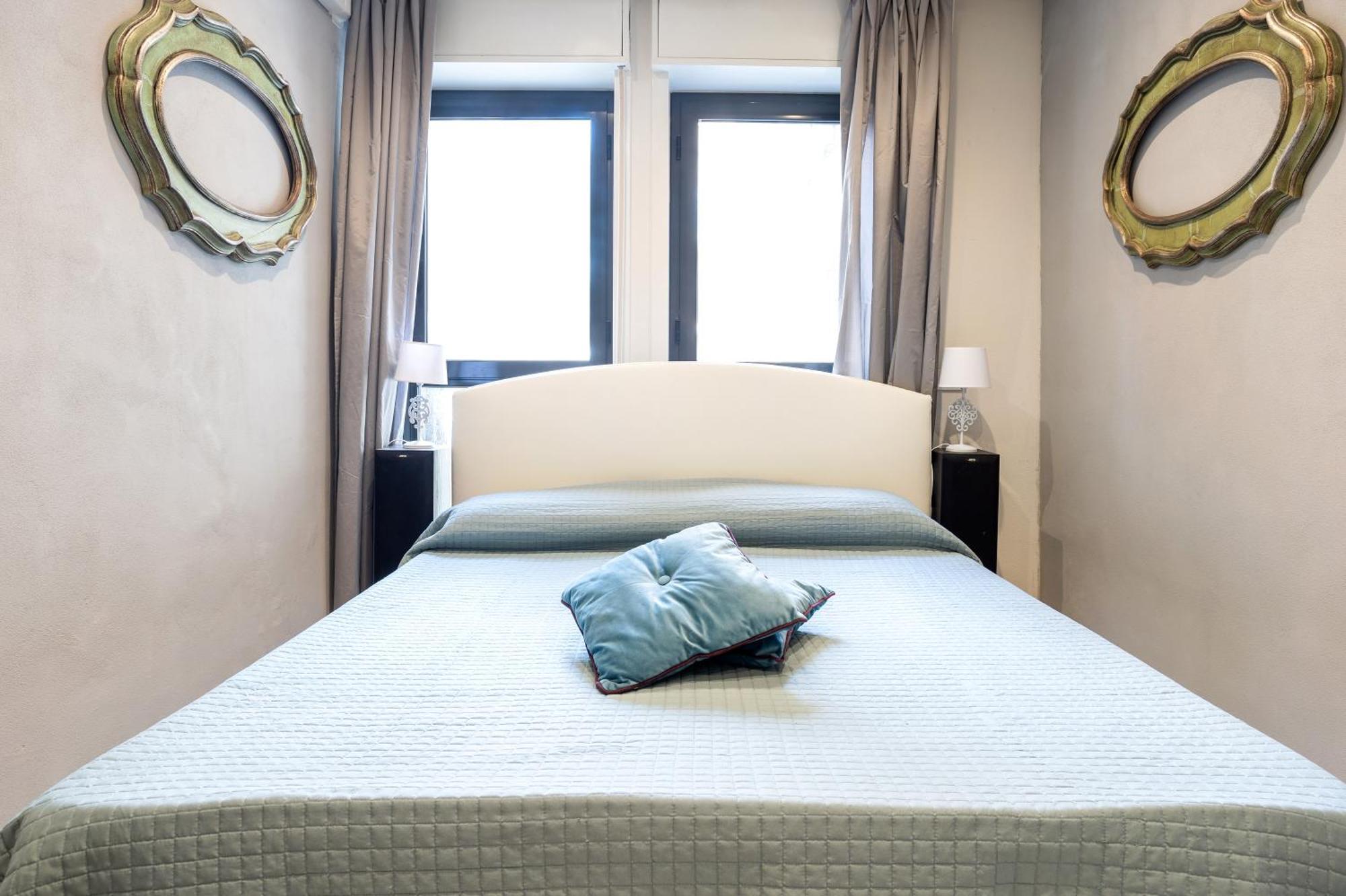 Seafront In The City Hotel คาตาเนีย ภายนอก รูปภาพ
